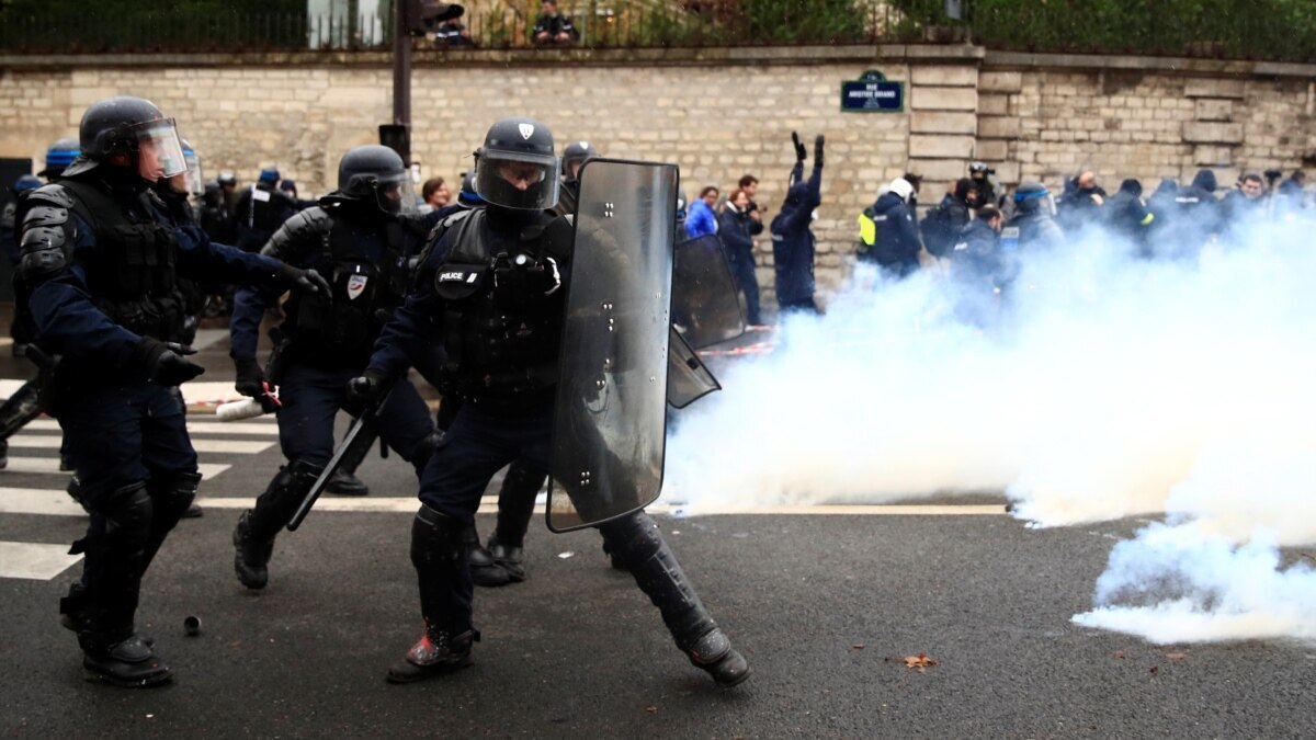 خشونت مجدد پلیس فرانسه علیه معترضان به اصلاح قانون بازنشستگی