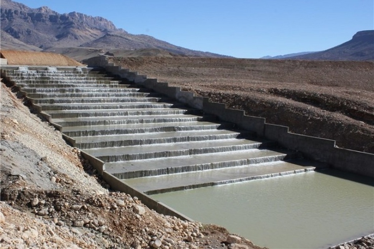 بهره‌برداری از ۱۶۱ پروژه آبخیزداری در هفته منابع طبیعی