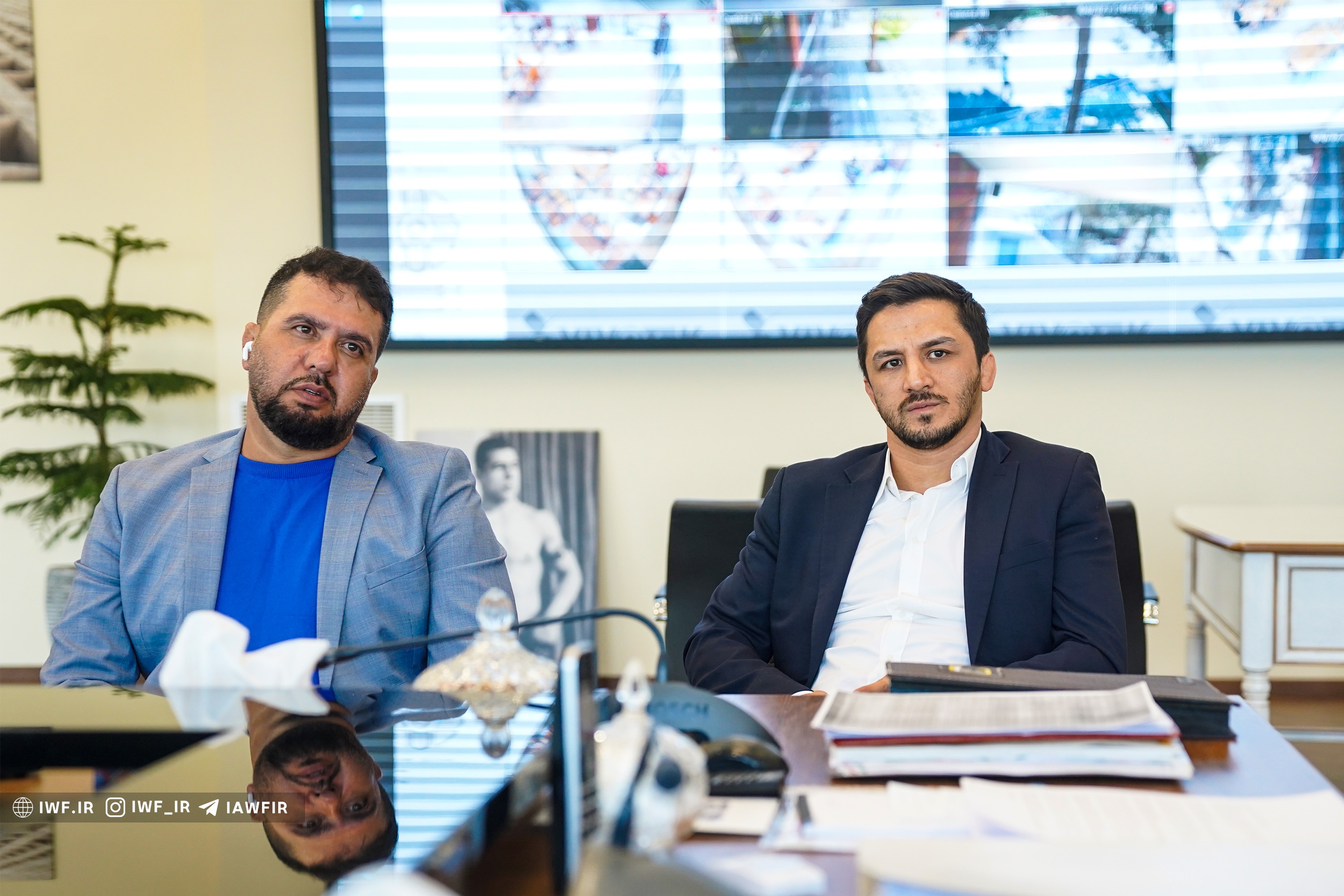 بازگشت بی سر و صدای سوریان به فدراسیون کشتی + عکس بازگشت بی سر و صدای سوریان به فدراسیون کشتی + عکس