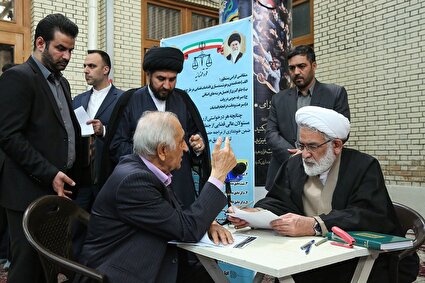 دیدار مردمی دادستان کل کشور با جمعی از شهروندان در مسجد ارک تهران