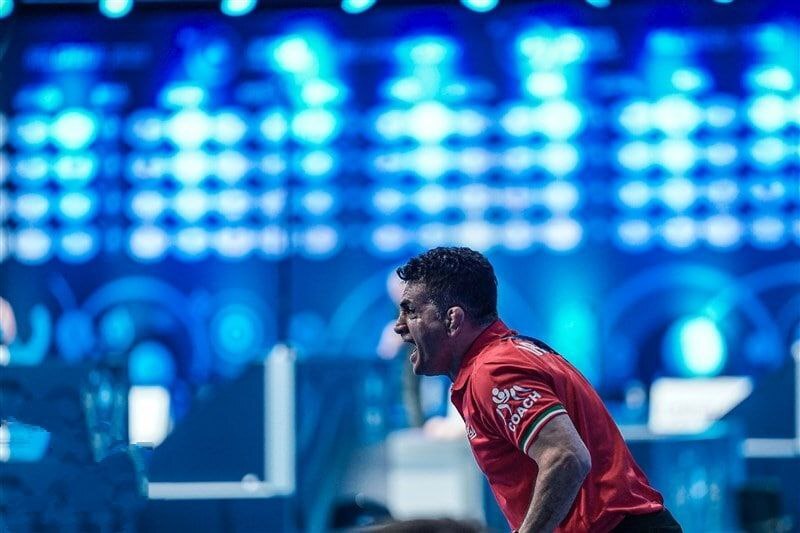 سایه روشن کشتی در سالی که گذشت؛ از کنارهگیری سوریان تا درگیری دبیر و پولادگر و ناکامی دوباره در دیپلماسی بینالمللی سایه روشن کشتی در سالی که گذشت؛ از کنارهگیری سوریان تا درگیری دبیر و پولادگر و ناکامی دوباره در دیپلماسی بینالمللی