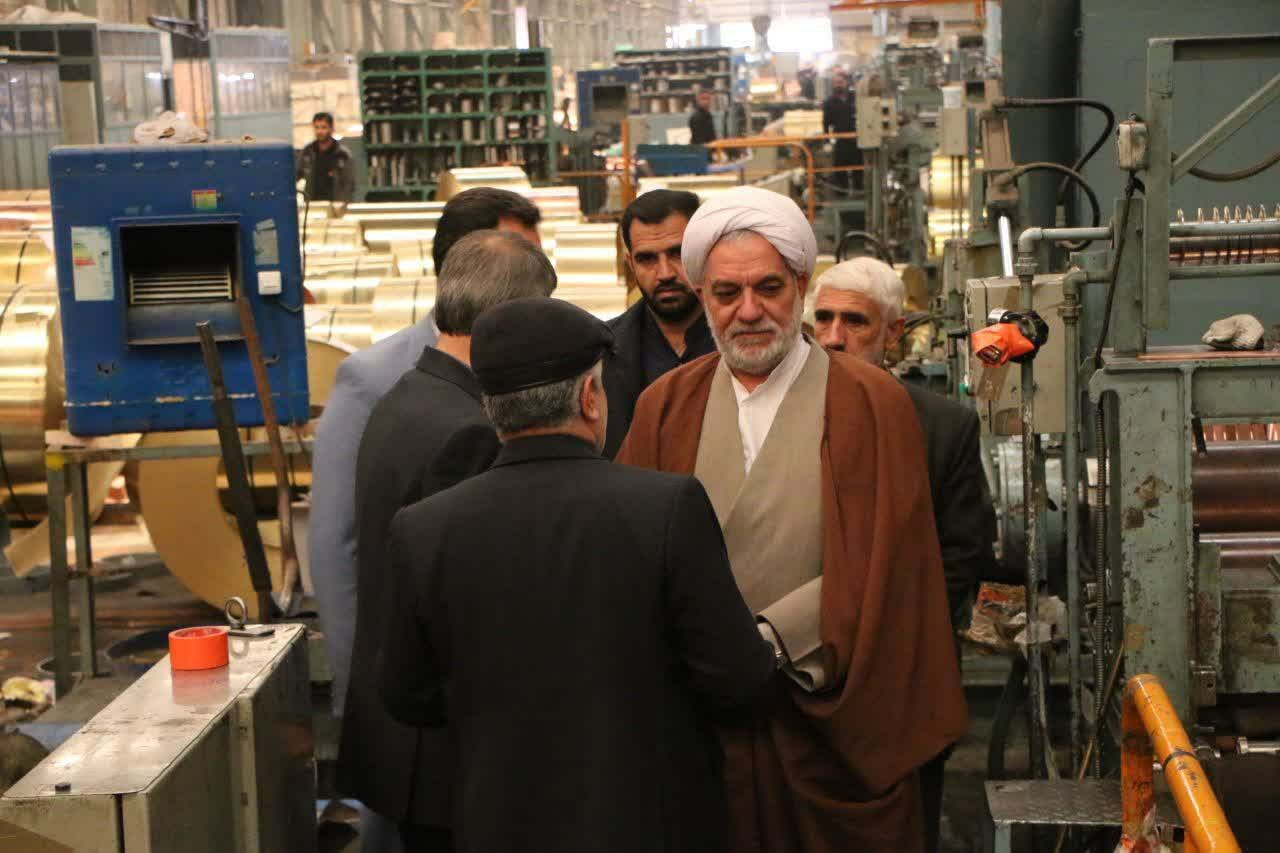 جلوگیری از تعطیلی ۵۹ واحد تولیدی و حفظ بیش از ۷ هزار شغل با ورود دستگاه قضایی استان کرمان در ۹ ماهه سال جاری/ مسئولان حل مشکل صادرات مجتمع مس باهنر را دستور کار قرار دهند جلوگیری از تعطیلی ۵۹ واحد تولیدی و حفظ بیش از ۷ هزار شغل با ورود دستگاه قضایی استان کرمان در ۹ ماهه سال جاری/ مسئولان حل مشکل صادرات مجتمع مس باهنر را دستور کار قرار دهند