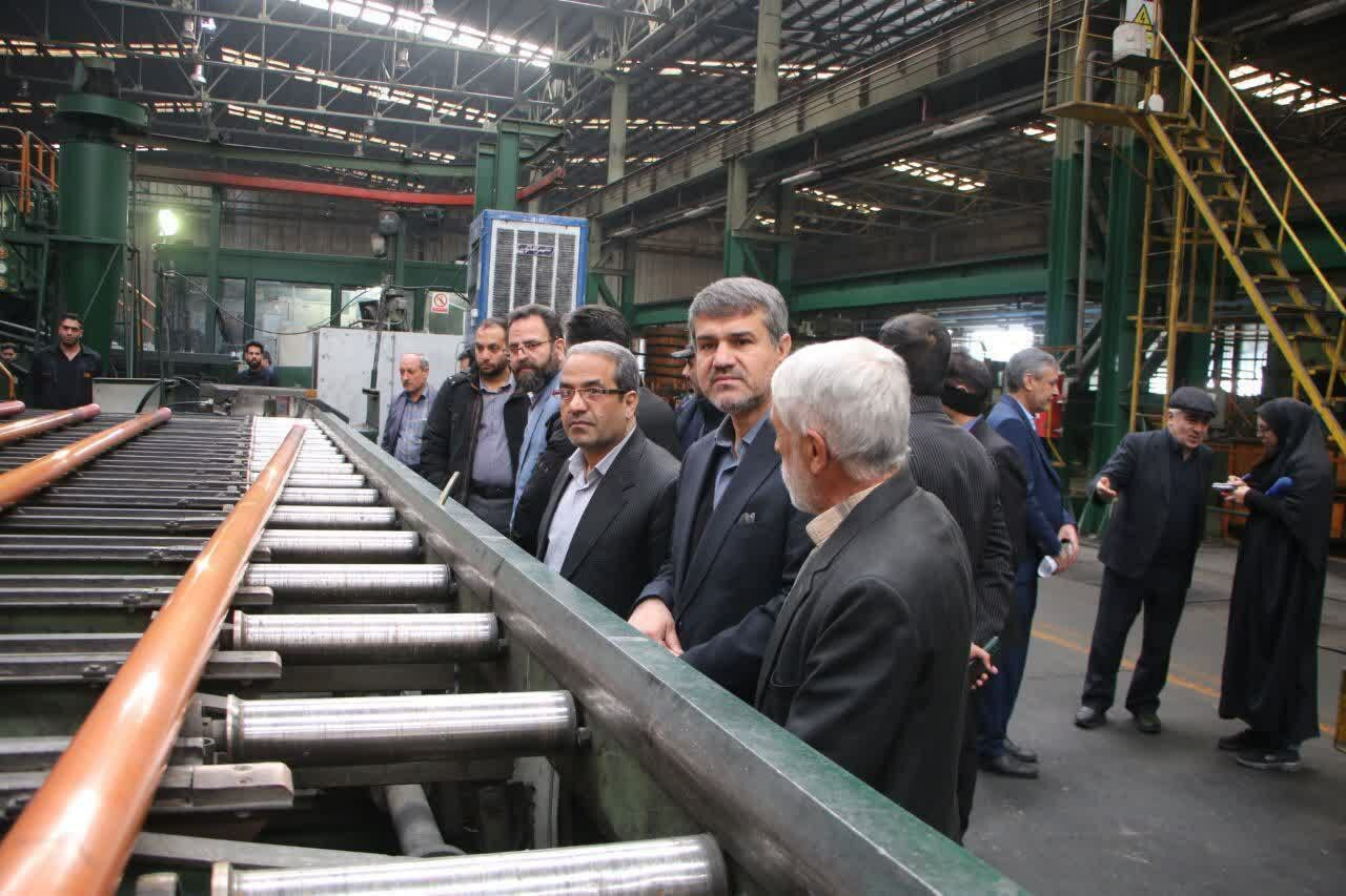 جلوگیری از تعطیلی ۵۹ واحد تولیدی و حفظ بیش از ۷ هزار شغل با ورود دستگاه قضایی استان کرمان در ۹ ماهه سال جاری/ مسئولان حل مشکل صادرات مجتمع مس باهنر را دستور کار قرار دهند جلوگیری از تعطیلی ۵۹ واحد تولیدی و حفظ بیش از ۷ هزار شغل با ورود دستگاه قضایی استان کرمان در ۹ ماهه سال جاری/ مسئولان حل مشکل صادرات مجتمع مس باهنر را دستور کار قرار دهند