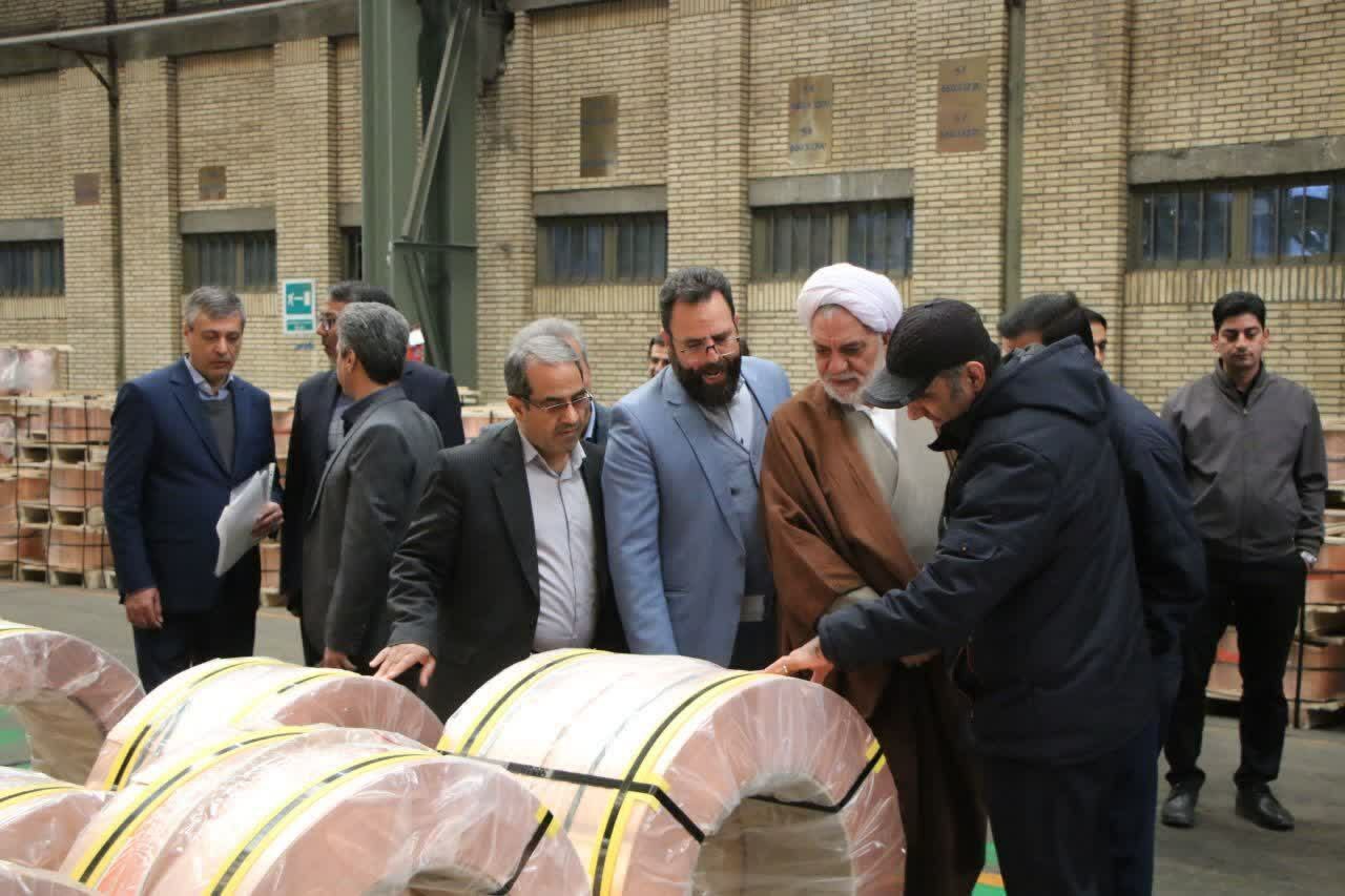 جلوگیری از تعطیلی ۵۹ واحد تولیدی و حفظ بیش از ۷ هزار شغل با ورود دستگاه قضایی استان کرمان در ۹ ماهه سال جاری/ مسئولان حل مشکل صادرات مجتمع مس باهنر را دستور کار قرار دهند جلوگیری از تعطیلی ۵۹ واحد تولیدی و حفظ بیش از ۷ هزار شغل با ورود دستگاه قضایی استان کرمان در ۹ ماهه سال جاری/ مسئولان حل مشکل صادرات مجتمع مس باهنر را دستور کار قرار دهند