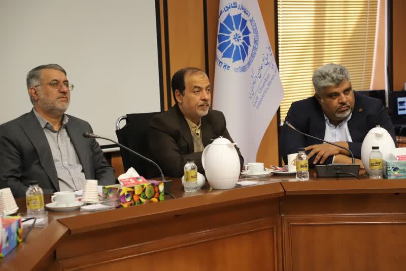 چرخهایی که دوباره میچرخد/ احیای ۱۵ واحد تولیدی و اشتغالزایی برای ۵۰۴ نفر با تلاش دادگستری استان یزد چرخهایی که دوباره میچرخد/ احیای ۱۵ واحد تولیدی و اشتغالزایی برای ۵۰۴ نفر با تلاش دادگستری استان یزد