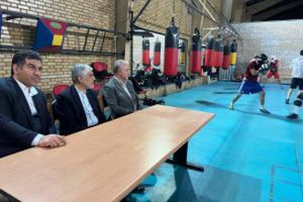 بازدید وزیر ورزش از اردوی تیم ملی بوکس