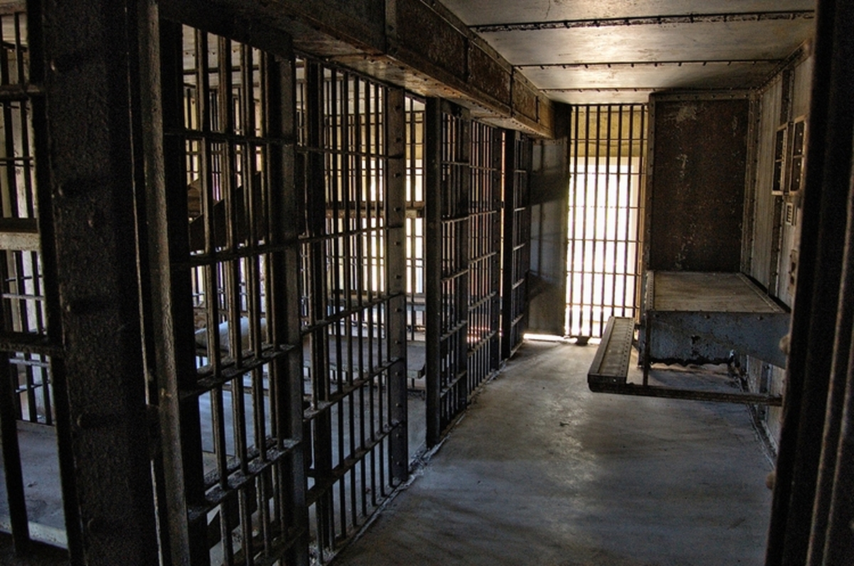 زندان‌های آمریکا و بحران کم‌شماری مرگ زندانیان