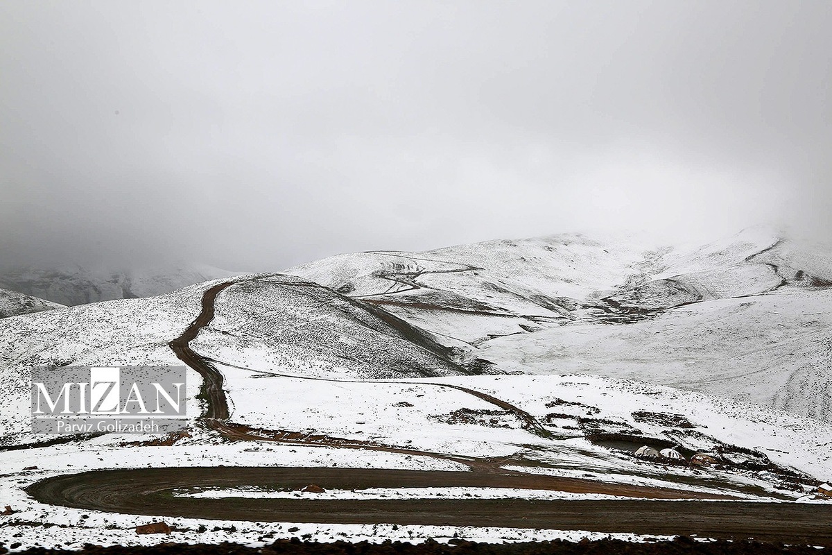 کولاک برف در محور‌های آذربایجان‌غربی