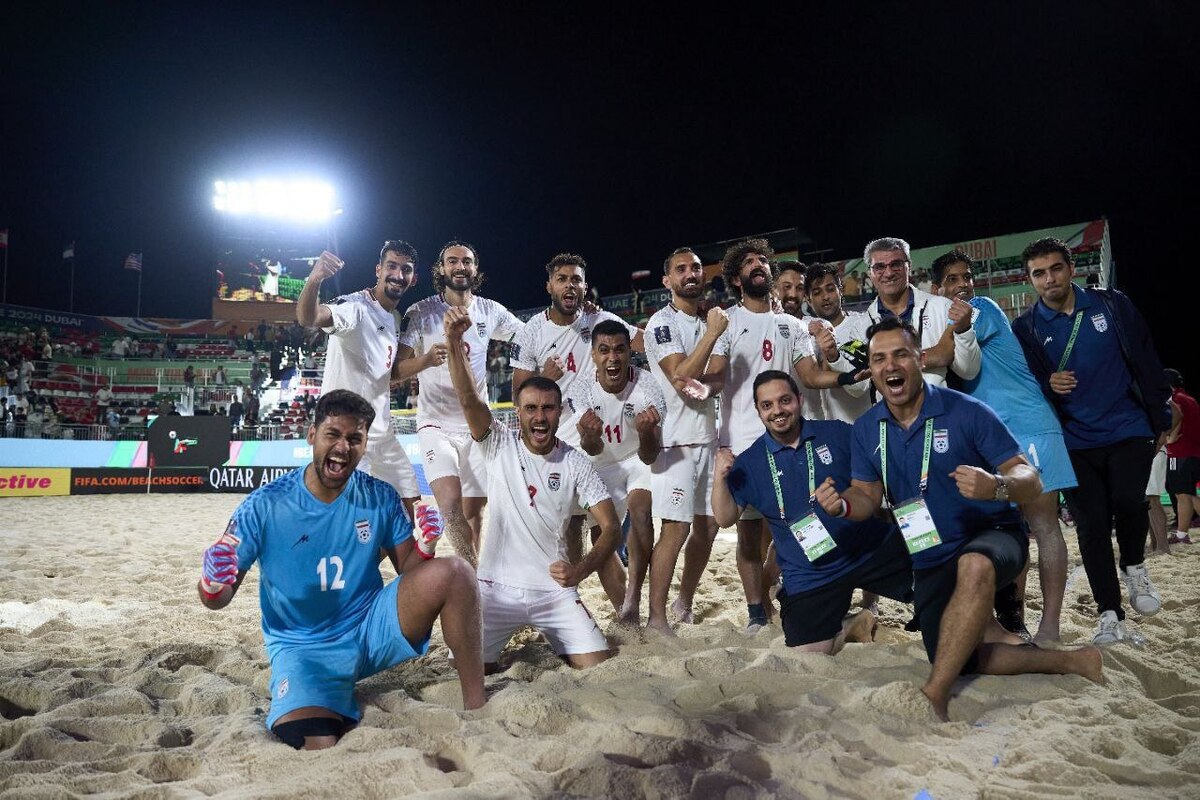 تمجید رئیس فیفا از پیروزی ارزشمند تیم ملی فوتبال ساحلی مقابل اسپانیا+ تصویر