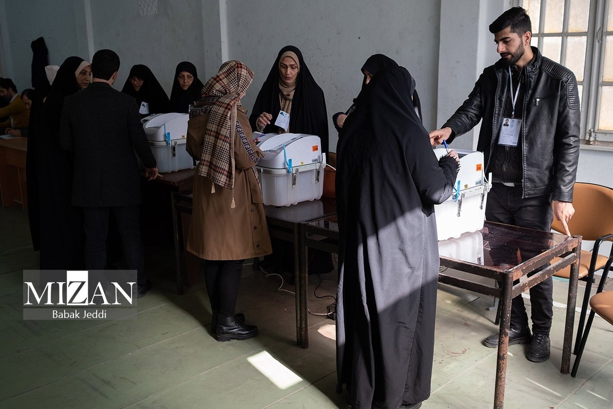 زمان رای‌گیری تا ساعت ۲۲ تمدید شد