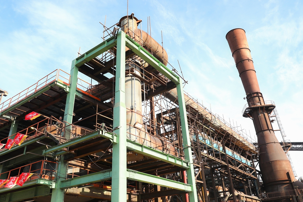 افتتاح کارخانه فولاد زمزم ۳ به عنوان بزرگترین تولیدکننده آهن اسفنجی کشور