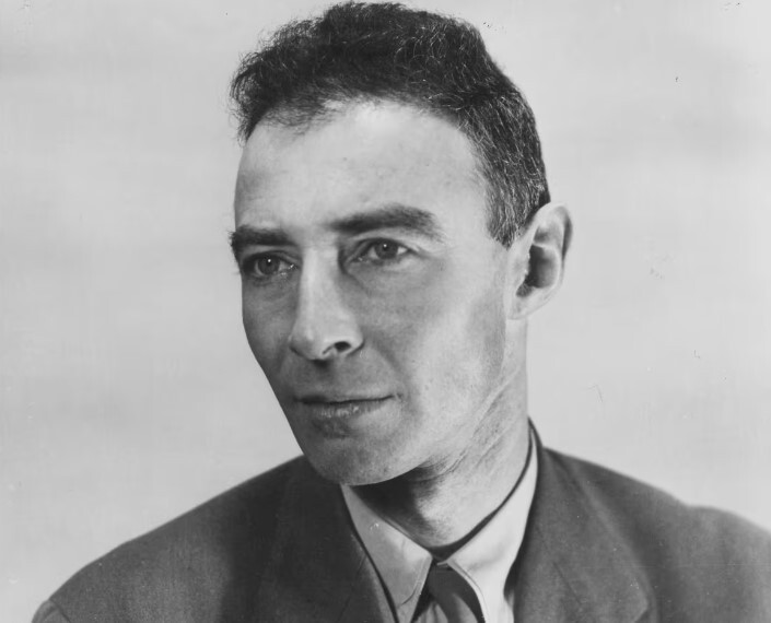 اپنهایمر و اسکارهایی برای تحریف واقعیت اپنهایمر و اسکارهایی برای تحریف واقعیت