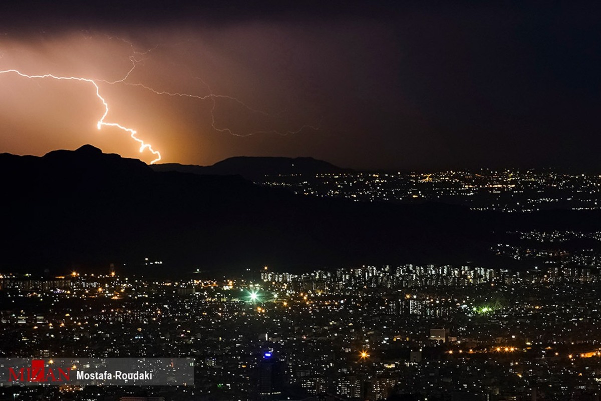 صاعقه در کمین طبیعت‌گردان