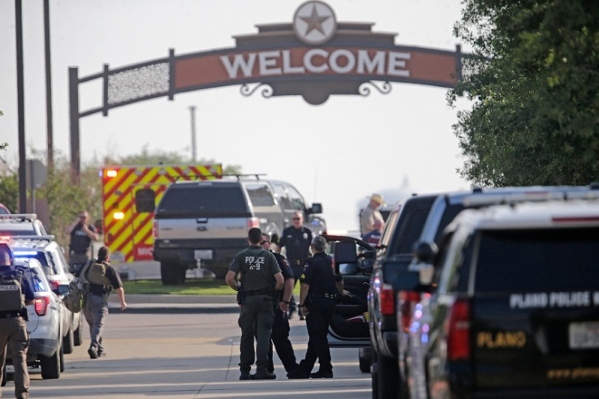 ۸ کشته بر اثر تیراندازی در مرکز خرید تگزاس
