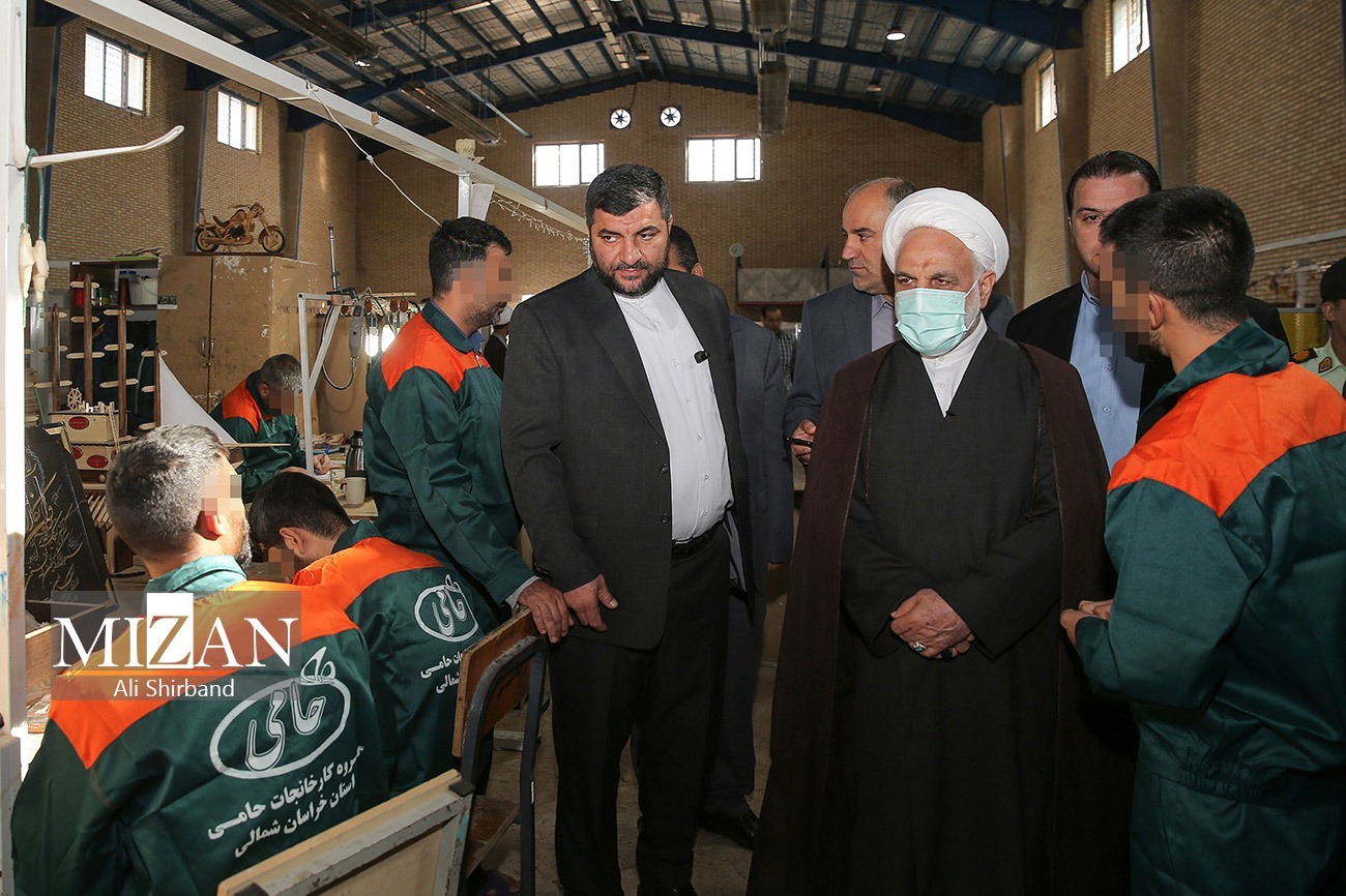 بازدید رئیس قوه قضاییه از زندان مرکزی بجنورد/ توصیههای مهم رئیس دستگاه قضا بر تقویت شرایط و بستر اصلاح، تربیت و بازاجتماعی شدن و اشتغال زندانیان/ مطالعه و بررسی تخصصی یک پرونده ویژه از بدو تشکیل تا مرحله صدور حکم و درخواست اعمال ماده ۴۷۷ توسط رئیس دستگاه قضا بازدید رئیس قوه قضاییه از زندان مرکزی بجنورد/ توصیههای مهم رئیس دستگاه قضا بر تقویت شرایط و بستر اصلاح، تربیت و بازاجتماعی شدن و اشتغال زندانیان/ مطالعه و بررسی تخصصی یک پرونده ویژه از بدو تشکیل تا مرحله صدور حکم و درخواست اعمال ماده ۴۷۷ توسط رئیس دستگاه قضا