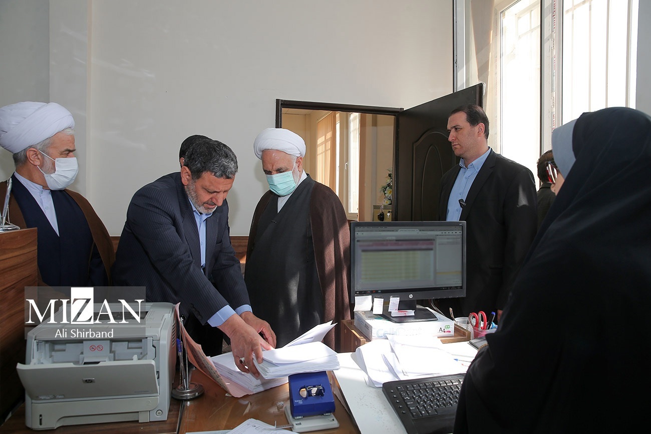 چهارمین حضور رئیس قوه قضاییه در جمع دانشجویان و دانشگاهیان طی ۶ ماه اخیر / رئیس عدلیه به دانشگاه بجنورد رفت/ توصیههای مهم رئیس دستگاه قضا بر تقویت شرایط و بستر اصلاح، تربیت و بازاجتماعی شدن و اشتغال زندانیان/ مطالعه و بررسی تخصصی یک پرونده ویژه از بدو تشکیل تا مرحله صدور حکم و درخواست اعمال ماده ۴۷۷ توسط رئیس دستگاه قضا چهارمین حضور رئیس قوه قضاییه در جمع دانشجویان و دانشگاهیان طی ۶ ماه اخیر / رئیس عدلیه به دانشگاه بجنورد رفت/ توصیههای مهم رئیس دستگاه قضا بر تقویت شرایط و بستر اصلاح، تربیت و بازاجتماعی شدن و اشتغال زندانیان/ مطالعه و بررسی تخصصی یک پرونده ویژه از بدو تشکیل تا مرحله صدور حکم و درخواست اعمال ماده ۴۷۷ توسط رئیس دستگاه قضا