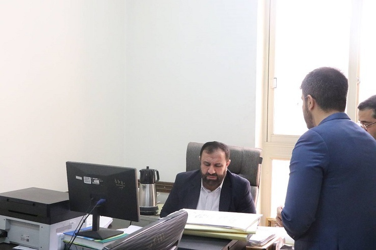 دادستان تهران از دادسرای کارکنان دولت بازدید کرد