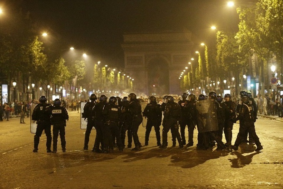 فرانسه تحت تاثیر ناآرامی‎ها/ مکرون در مراسم باستیل هو شد