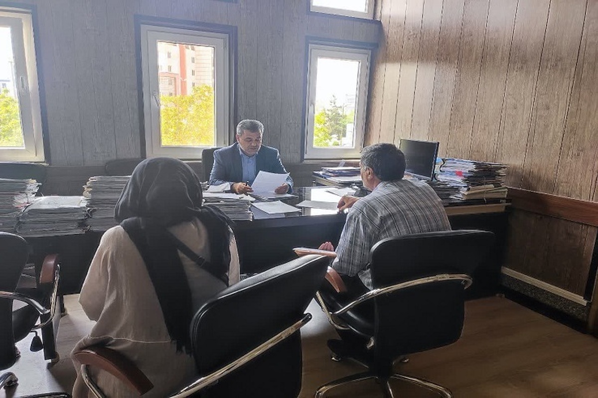 ملاقات مردمی رئیس دادگستری شهرستان شهریار با ۵۰ نفر از شهروندان برگزار شد