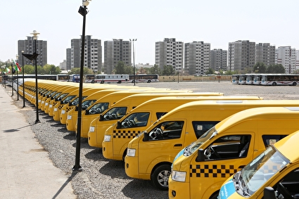 رونمایی از ۱۵۰ دستگاه ون و اتوبوس جدید - مشهد