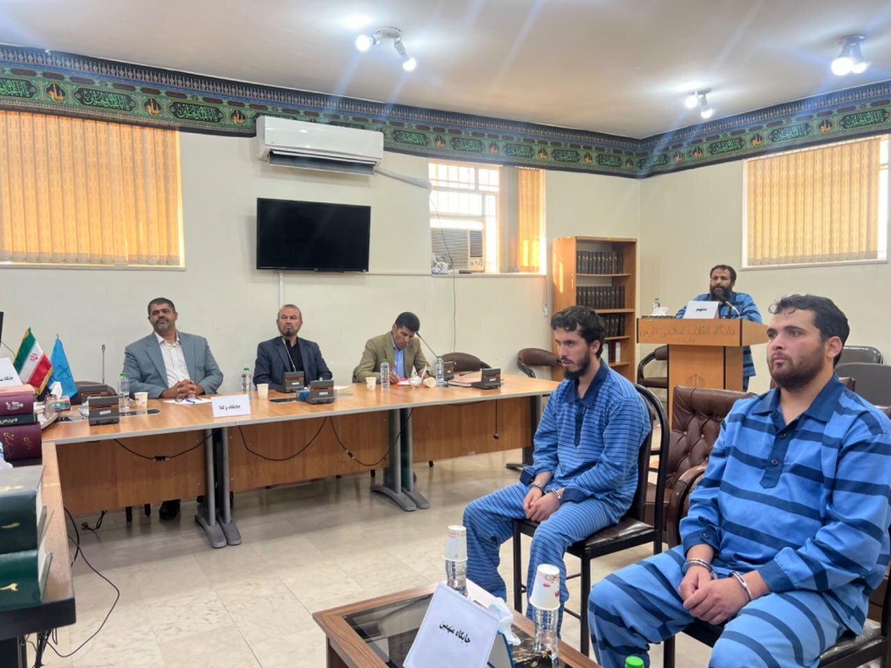 برگزاری دومین جلسه محاکمه متهمان حمله به حرم مطهر شاهچراغ (ع) / متهم ردیف اول: قرار بود تا جایی که میتوانم به حمله و تیراندازی ادامه دهم برگزاری دومین جلسه محاکمه متهمان حمله به حرم مطهر شاهچراغ (ع) / متهم ردیف اول: قرار بود تا جایی که میتوانم به حمله و تیراندازی ادامه دهم