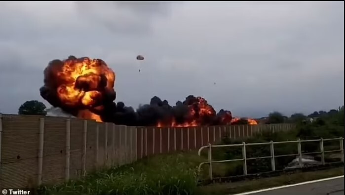 سقوط جت نظامی ایتالیا؛ یک کودک ۵ ساله کشته شد سقوط جت نظامی ایتالیا؛ یک کودک ۵ ساله کشته شد