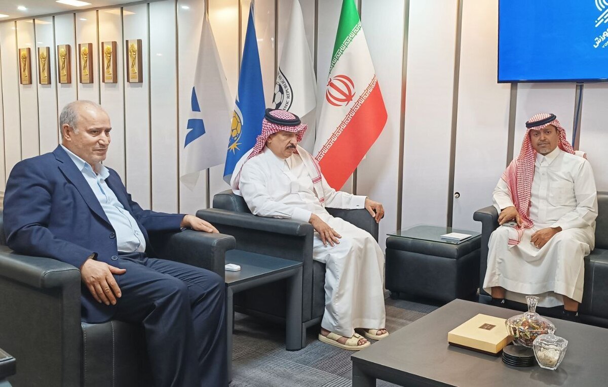 نشست سفیر عربستان با رئیس فدراسیون فوتبال
