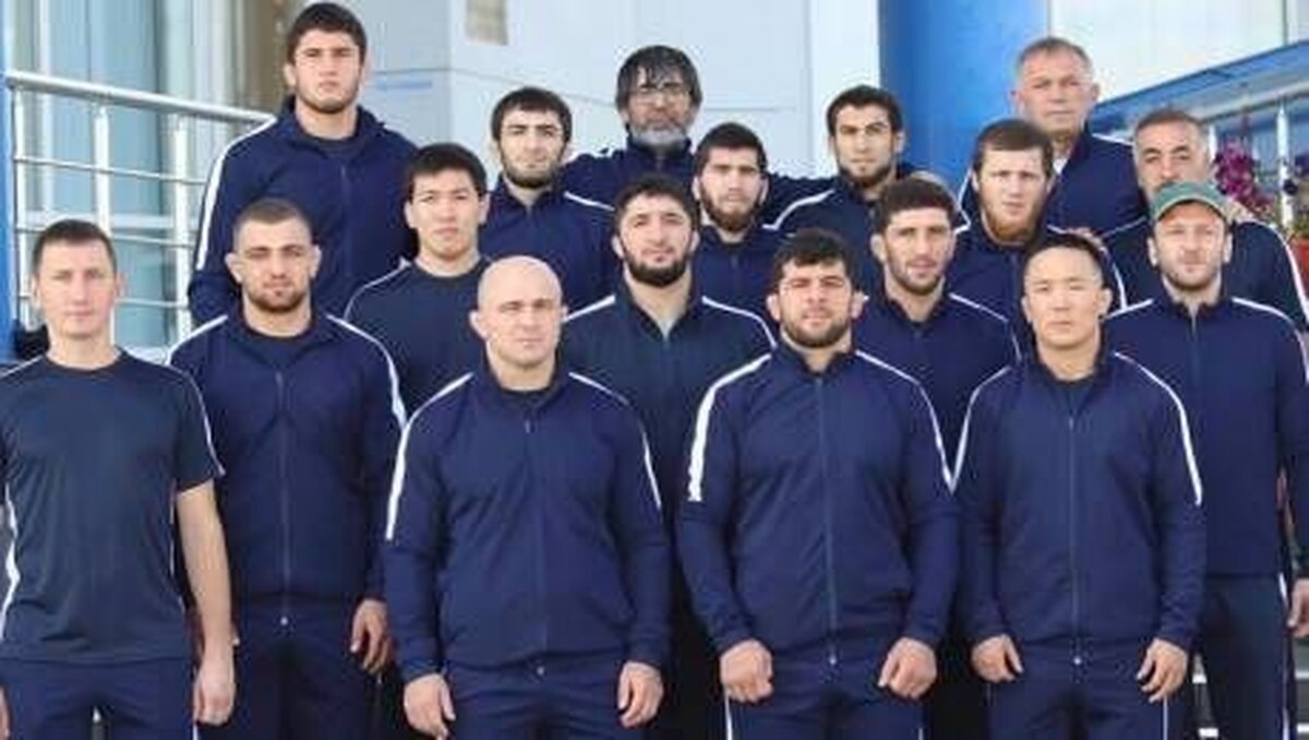 گاتسالوف: از مسابقات جهانی کشتی با عزت عبور کردیم/ تیم قدرتمند ایران را شکست دادیم