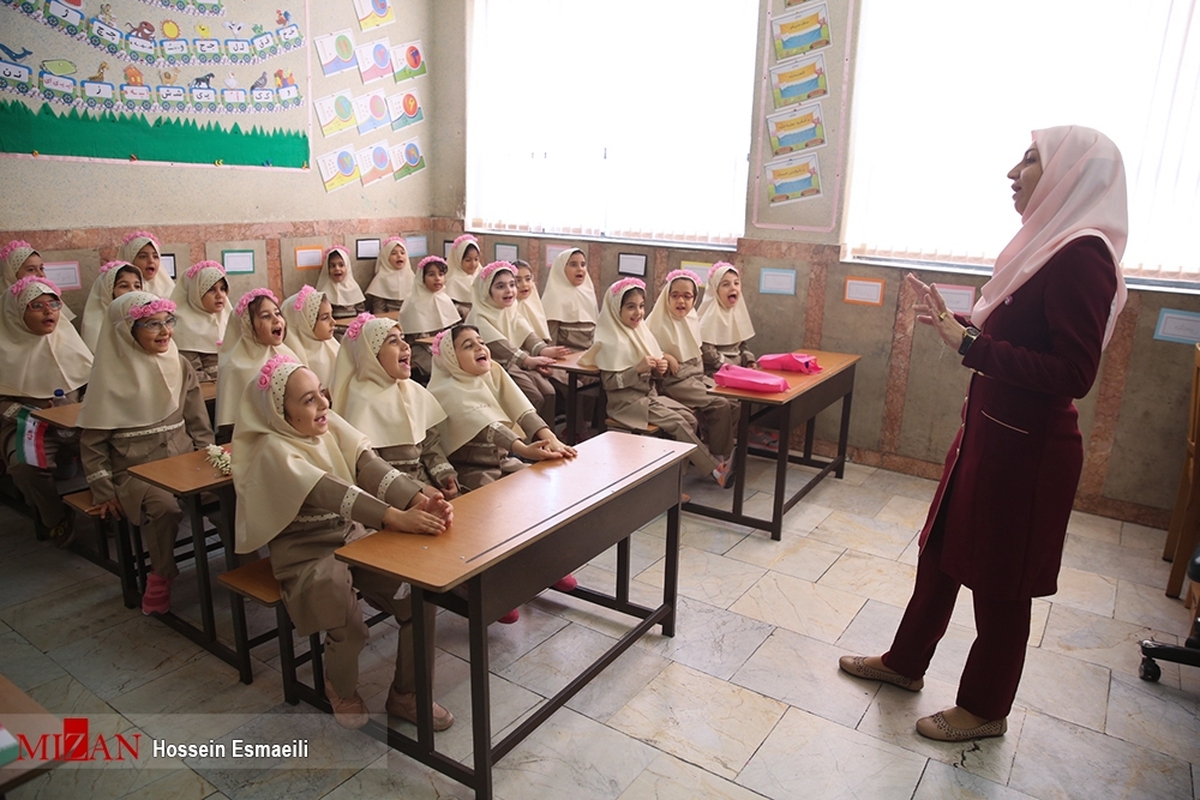 تاکید استاندار تهران بر لزوم توجه معلمان به تربیت اخلاقی و علمی دانش‌آموزان