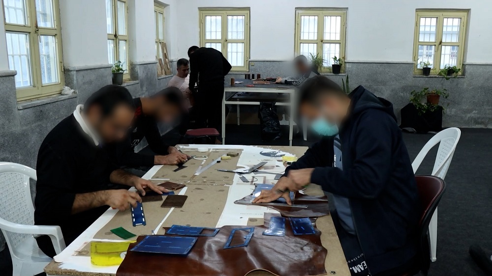 حرفهآموزی زندانیان از سیاستهای مهم دستگاه قضا/ اشتغال بیش از ۱۴۰۰ مددجو در زندانهای مازندران حرفهآموزی زندانیان از سیاستهای مهم دستگاه قضا/ اشتغال بیش از ۱۴۰۰ مددجو در زندانهای مازندران