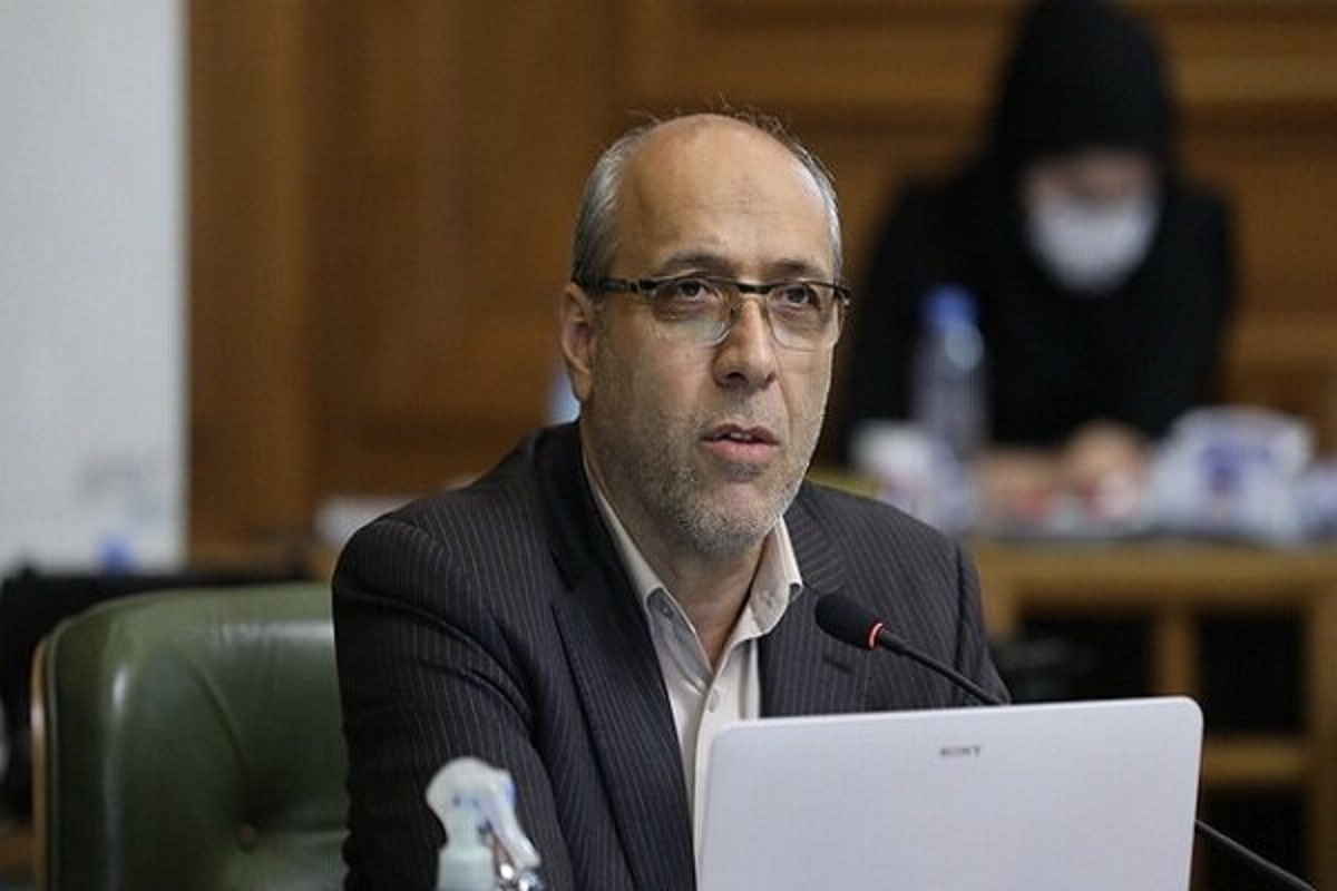 رئیس کمیسیون عمران شورای شهر: به دنبال توسعه حمل و نقل در غرب تهران هستیم