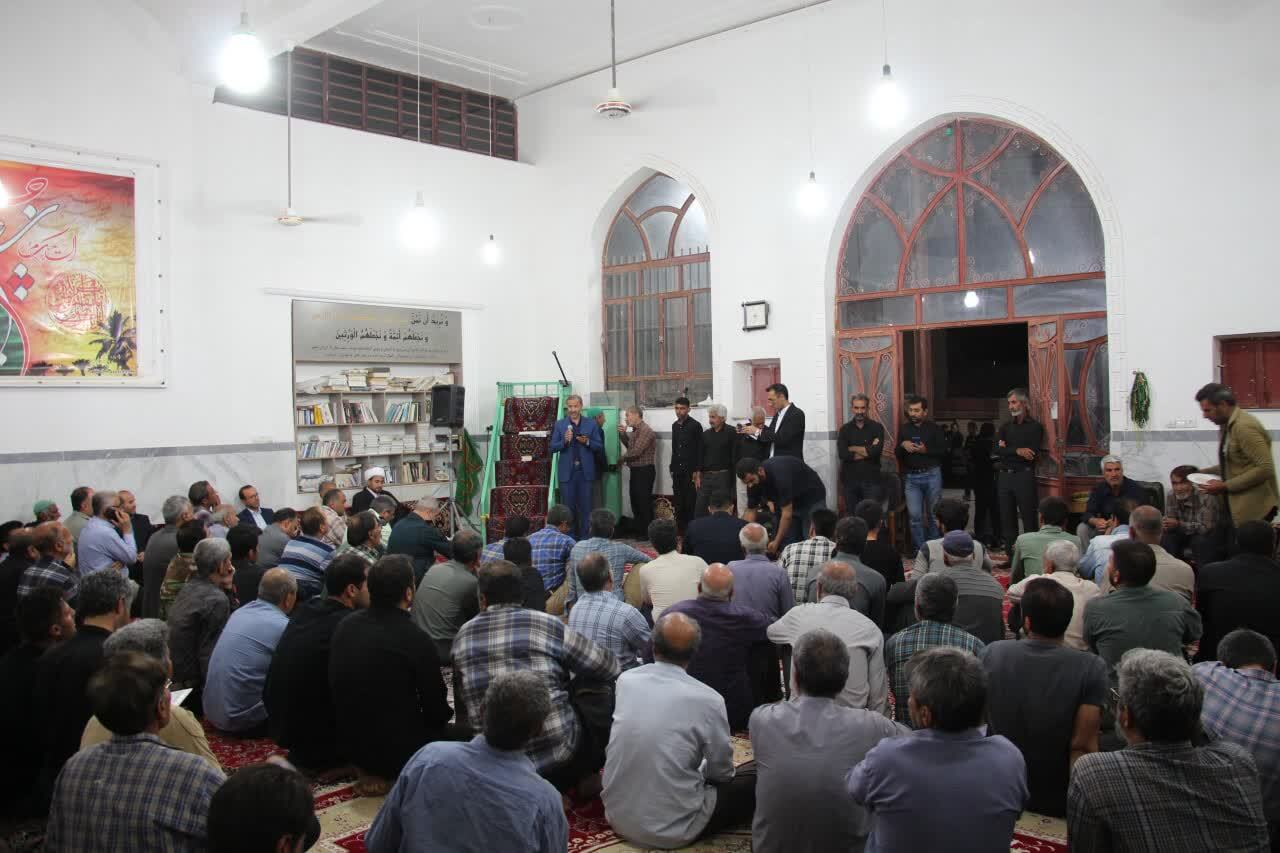 بازدید رئیس کل دادگستری سمنان از محل جان باختن یک نفر در معدن سیلیستن طرود شاهرود بازدید رئیس کل دادگستری سمنان از محل جان باختن یک نفر در معدن سیلیستن طرود شاهرود