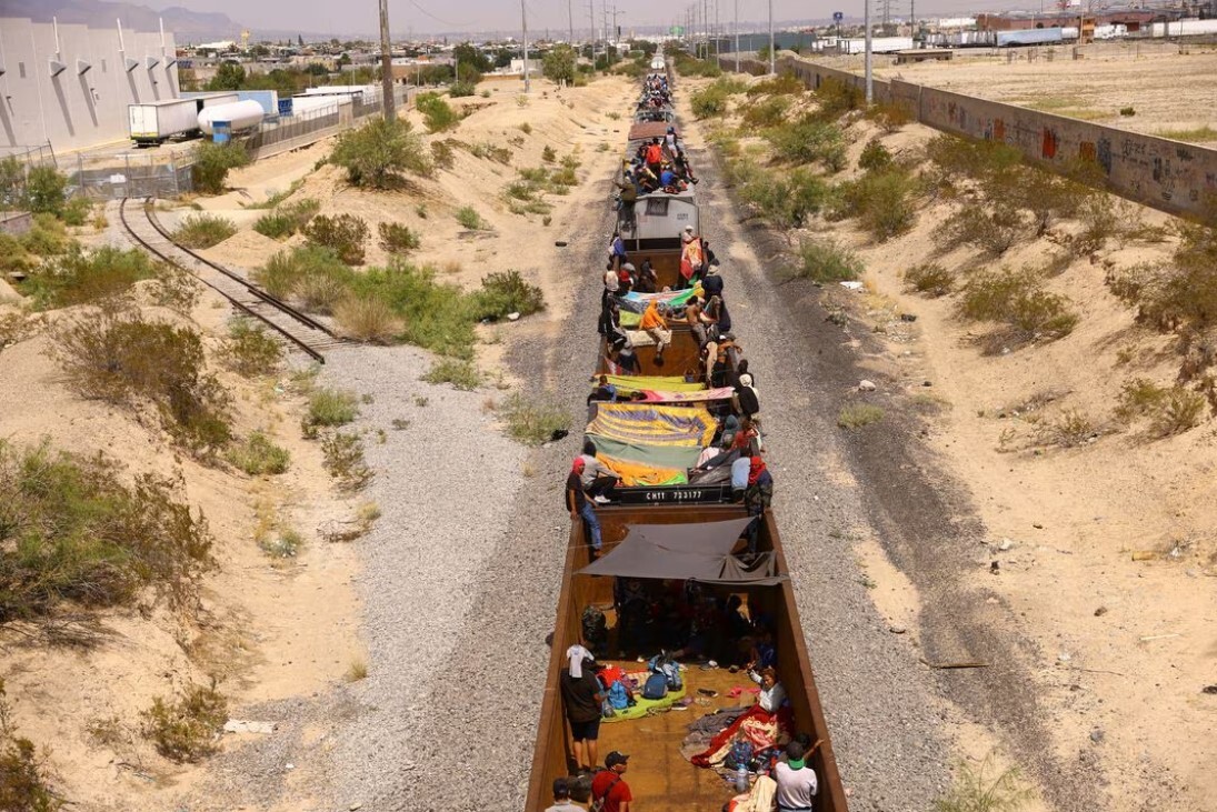 سیاستهای ضد مهاجرتی غرب وسایل حمل و نقل را به ارابههای مرگ تبدیل میکند سیاستهای ضد مهاجرتی غرب وسایل حمل و نقل را به ارابههای مرگ تبدیل میکند