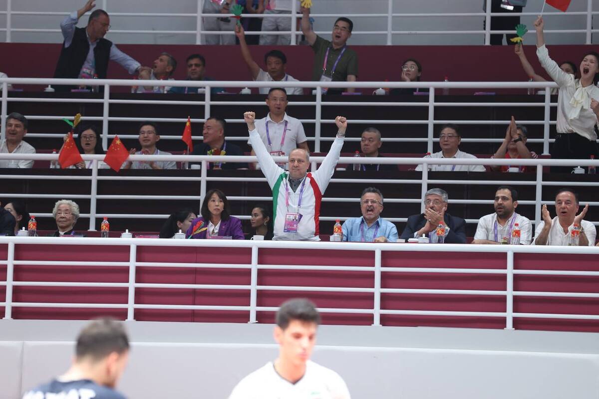 هاشمی: قهرمانی والیبال یک مدال نبود، جمعی از طلا‌ها بود/ پاداش‌ها آنلاین پرداخت شده + فیلم