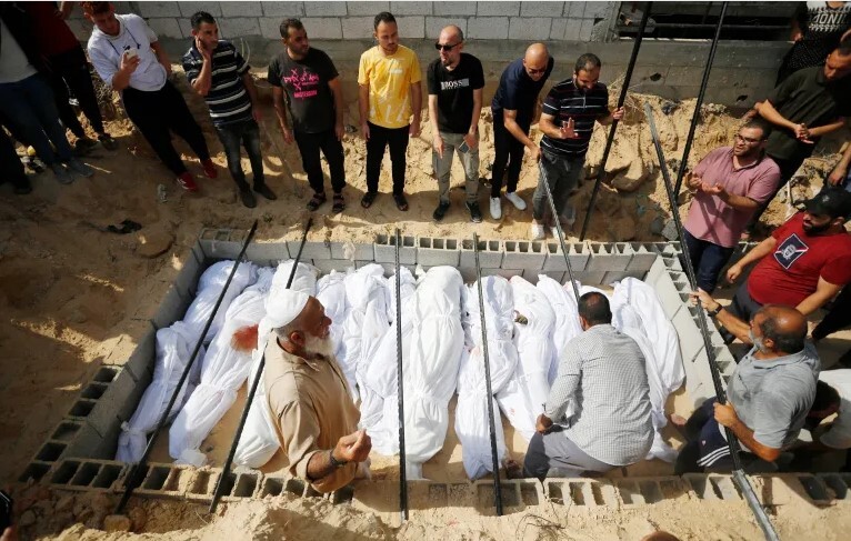 غزه؛ از بزرگترین زندان روباز جهان تا گورستان دستهجمعی فلسطینیها غزه؛ از بزرگترین زندان روباز جهان تا گورستان دستهجمعی فلسطینیها