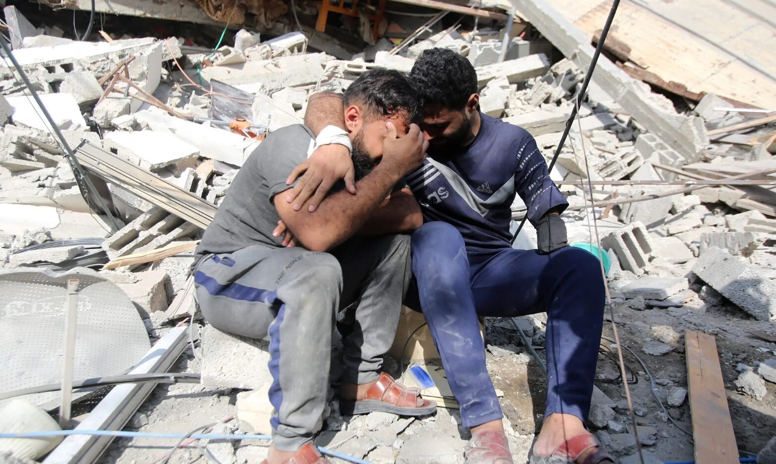 نگاهی مقایسهای به بیسابقهترین جنایت بشری رژیم صهیونیستی در غزه نگاهی مقایسهای به بیسابقهترین جنایت بشری رژیم صهیونیستی در غزه