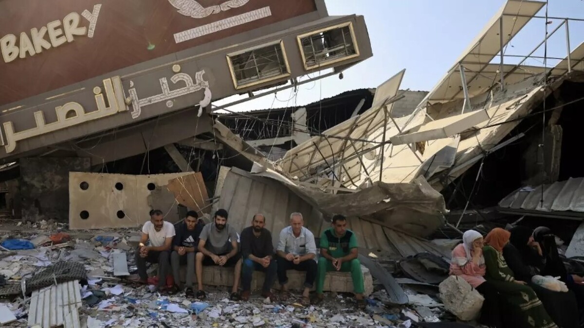 واقعیت زندگی در غزه؛ جست‌وجوی آب و نان زیر بمباران