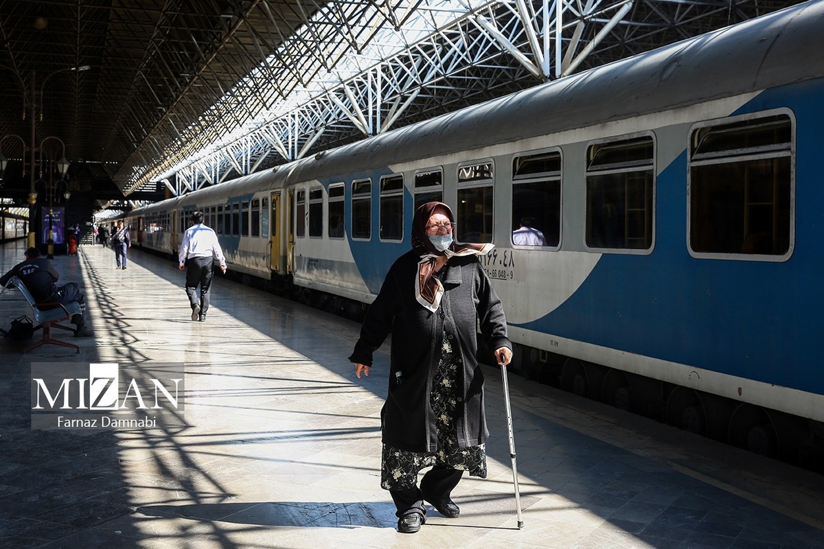 عدم تناسب یارانه کمک زیان قطارهای حومه‌ای با بهای تمام شده این قطارها