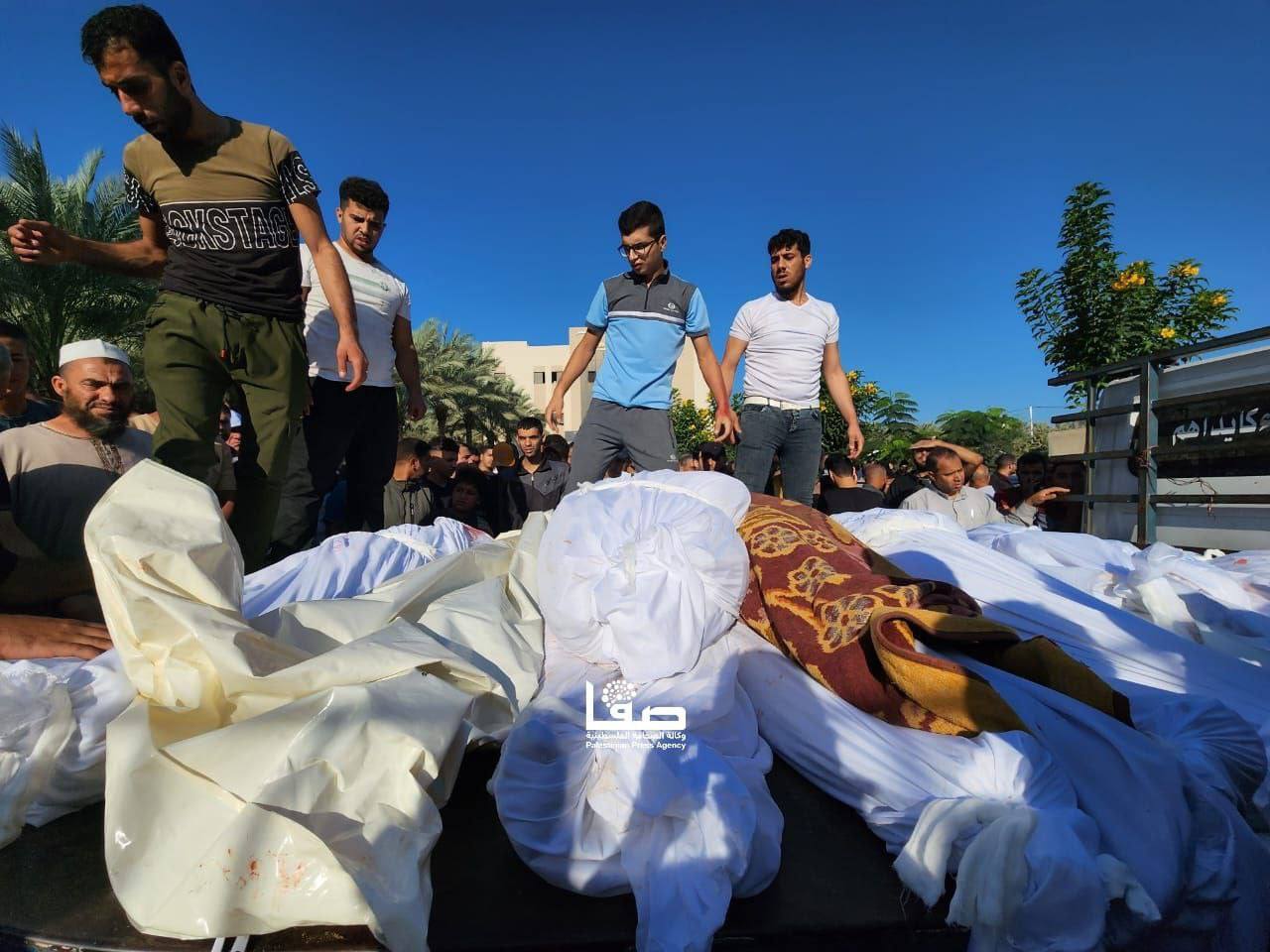 ادامه بمباران مناطق مسکونی غزه/ گردانهای القسام بالگرد رژیم صهیونیستی را ساقط کرد ادامه بمباران مناطق مسکونی غزه/ گردانهای القسام بالگرد رژیم صهیونیستی را ساقط کرد