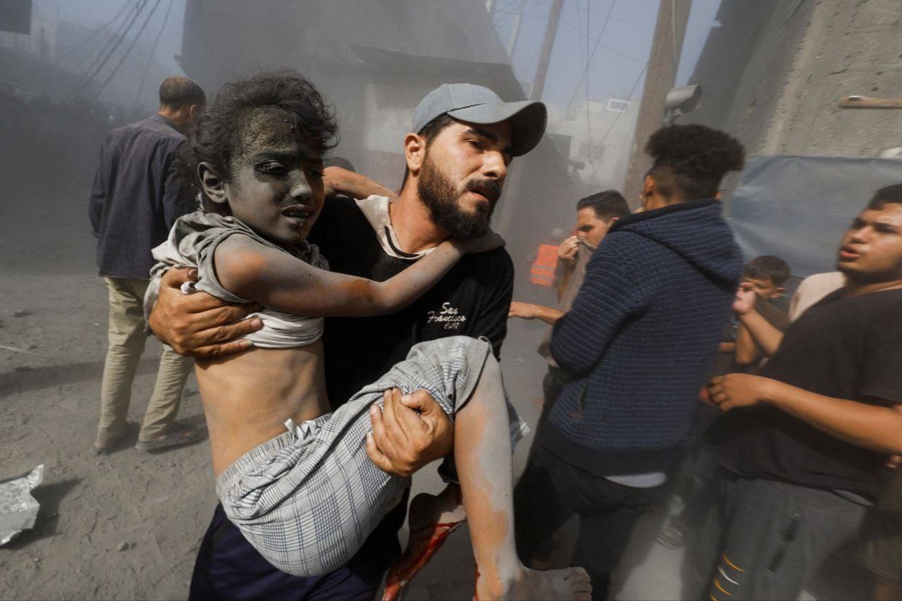 ادامه بمباران مناطق مسکونی غزه/ گردانهای القسام بالگرد رژیم صهیونیستی را ساقط کرد ادامه بمباران مناطق مسکونی غزه/ گردانهای القسام بالگرد رژیم صهیونیستی را ساقط کرد