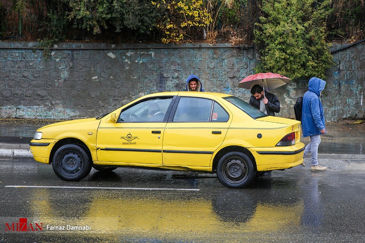 مجوز سازمان تاکسی‌رانی برای افزایش ۱۰ تا ۱۵ درصدی کرایه‌ها در روز‌های بارانی؛ با متخلفان برخورد می‌شود