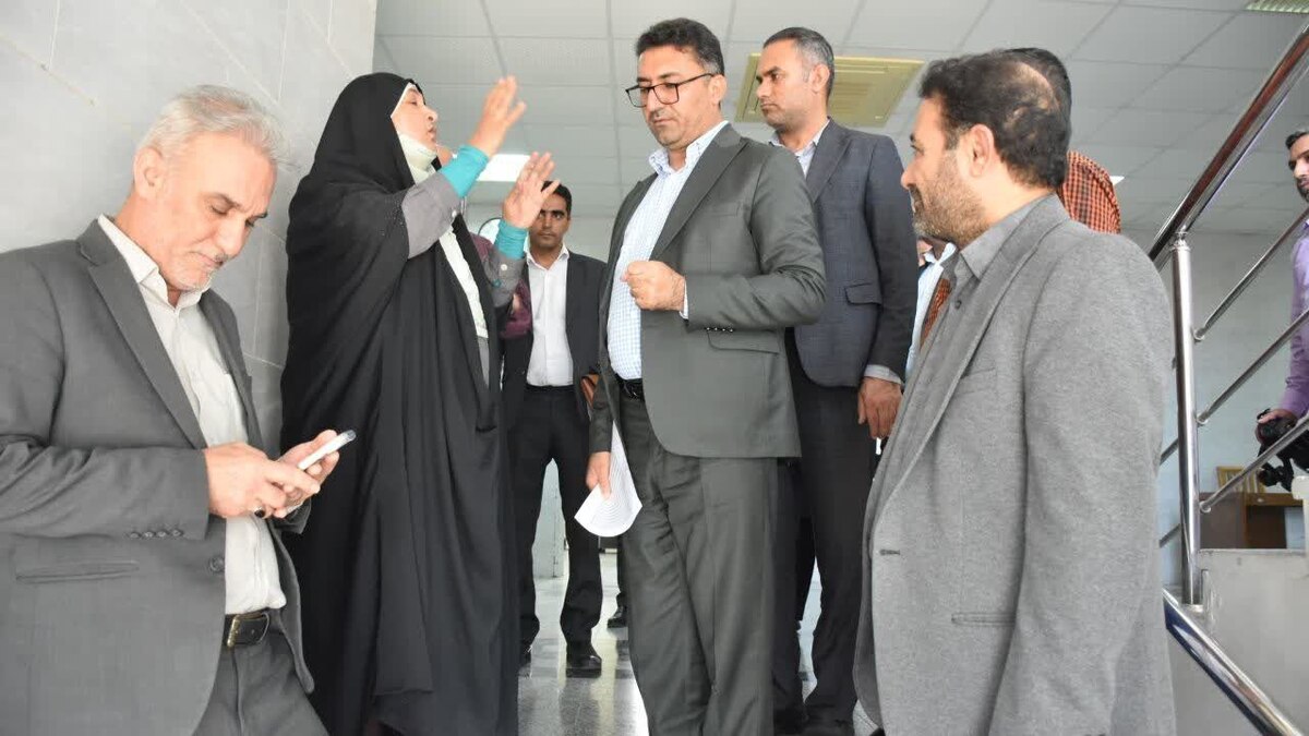رئیس کل دادگستری هرمزگان از مجتمع قضایی شهید بهشتی بندرعباس بازدید کرد