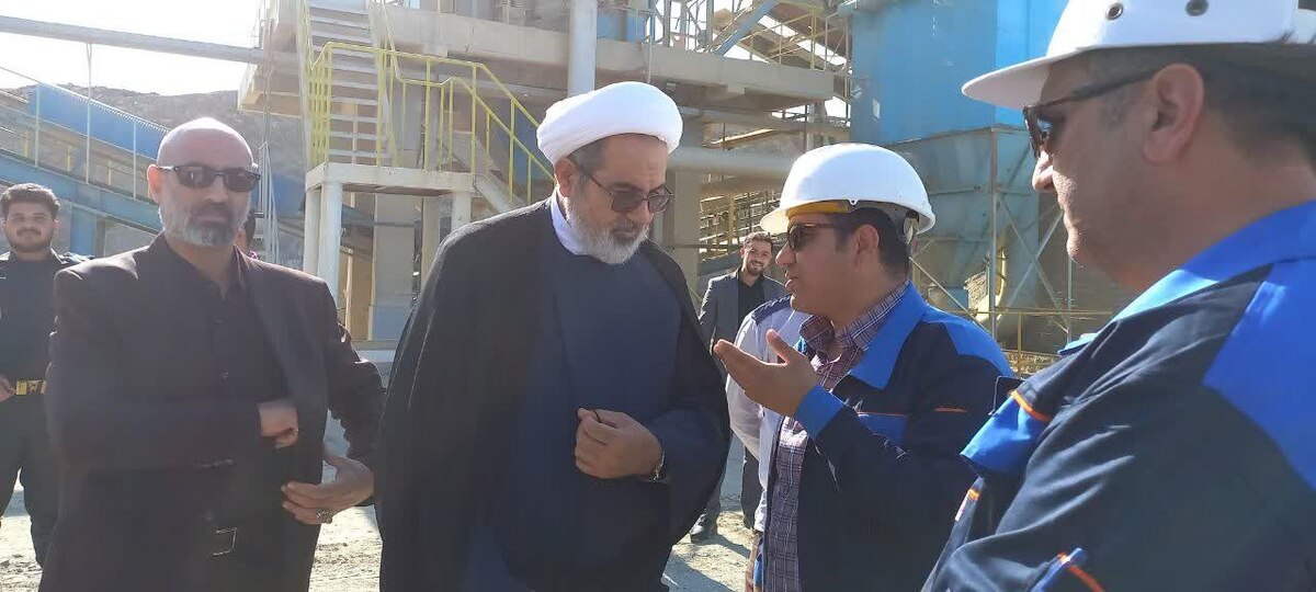 حل مشکل تامین آب معدن طلای زرترشت کرمان در جریان بازدید رئیس سازمان قضایی نیروهای مسلح