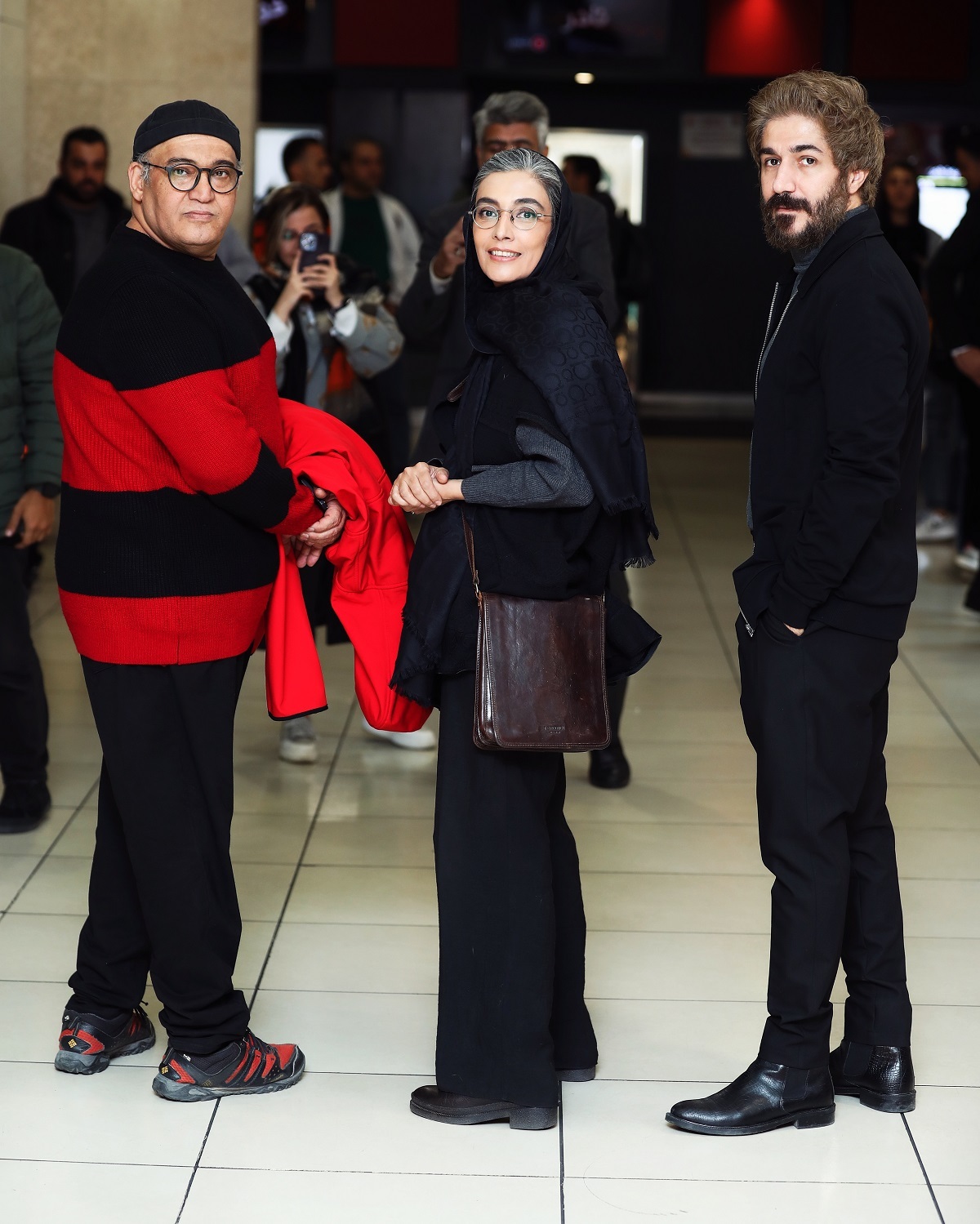 کارگردان فیلم «ضد»: «ضد» ادای دینی به خانواده شهدای ترور است/ برگزاری همزمان دادگاه منافقان و اکران فیلم چه پیامی دارد؟ کارگردان فیلم «ضد»: «ضد» ادای دینی به خانواده شهدای ترور است/ برگزاری همزمان دادگاه منافقان و اکران فیلم چه پیامی دارد؟