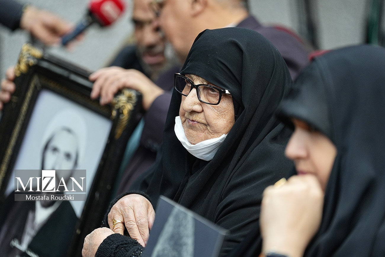 دومین جلسه دادگاه رسیدگی به اتهامات سرکردگان گروهک تروریستی منافقین آغاز شد دومین جلسه دادگاه رسیدگی به اتهامات سرکردگان گروهک تروریستی منافقین آغاز شد