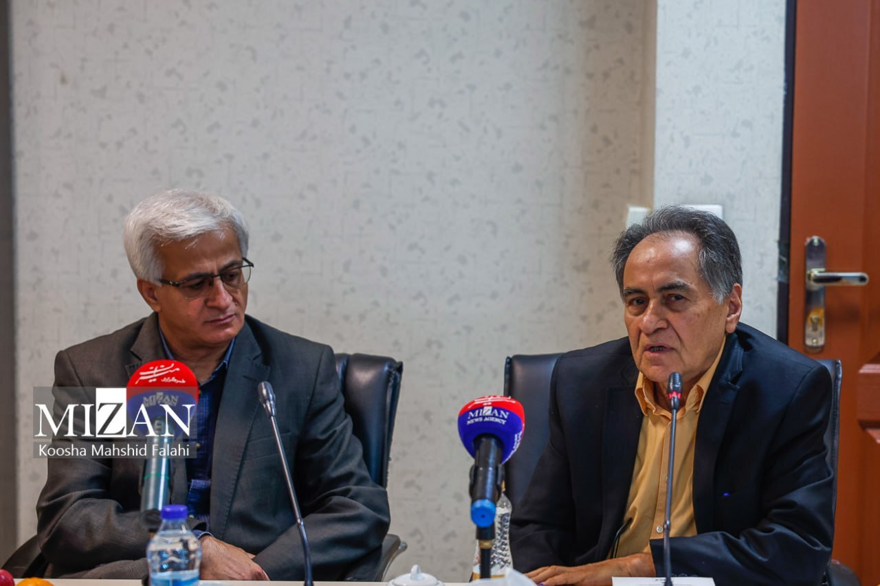 اکنون پیوستن به «کنوانسیون بینالمللی برن» یک خطر است/ کمبود اطلاعات حقوقی بزرگترین چالش ناشران است/ شکلگیری مافیا تحت لوای برخی مسئولان/ حمایت قانون به مالکیت معنوی با جدیت انجام میشود اکنون پیوستن به «کنوانسیون بینالمللی برن» یک خطر است/ کمبود اطلاعات حقوقی بزرگترین چالش ناشران است/ شکلگیری مافیا تحت لوای برخی مسئولان/ حمایت قانون به مالکیت معنوی با جدیت انجام میشود