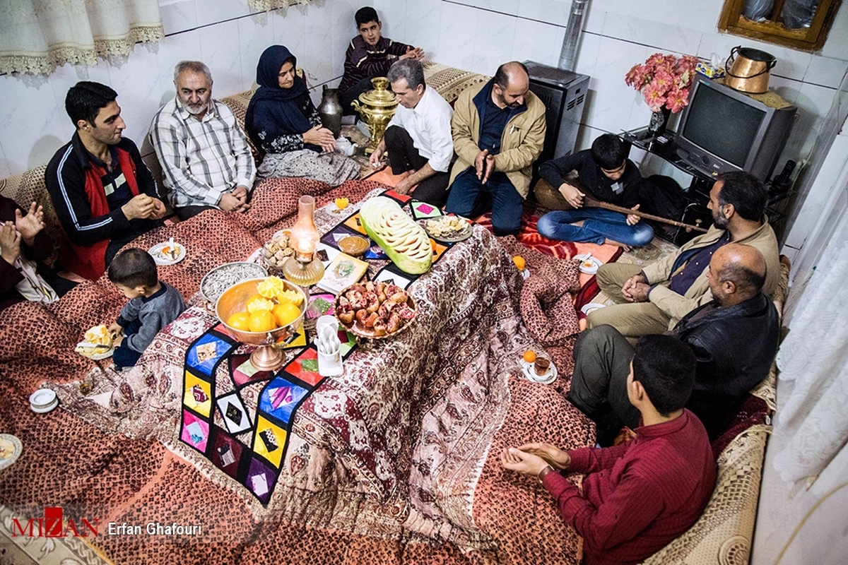 مراسم شب یلدا؛ راهی برای برقراری پیوند میان خانواده‌ها، نظام خویشاوندی و شبکه اجتماعی