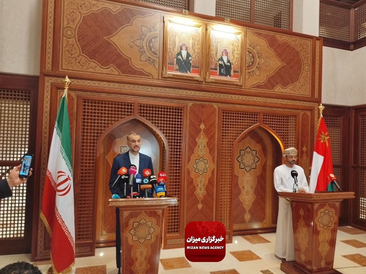 امیرعبداللهیان در نشست با همتای عمانی: تهران و مسقط درباره توقف جنگ و نسلکشی در غزه توافق دارند امیرعبداللهیان در نشست با همتای عمانی: تهران و مسقط درباره توقف جنگ و نسلکشی در غزه توافق دارند