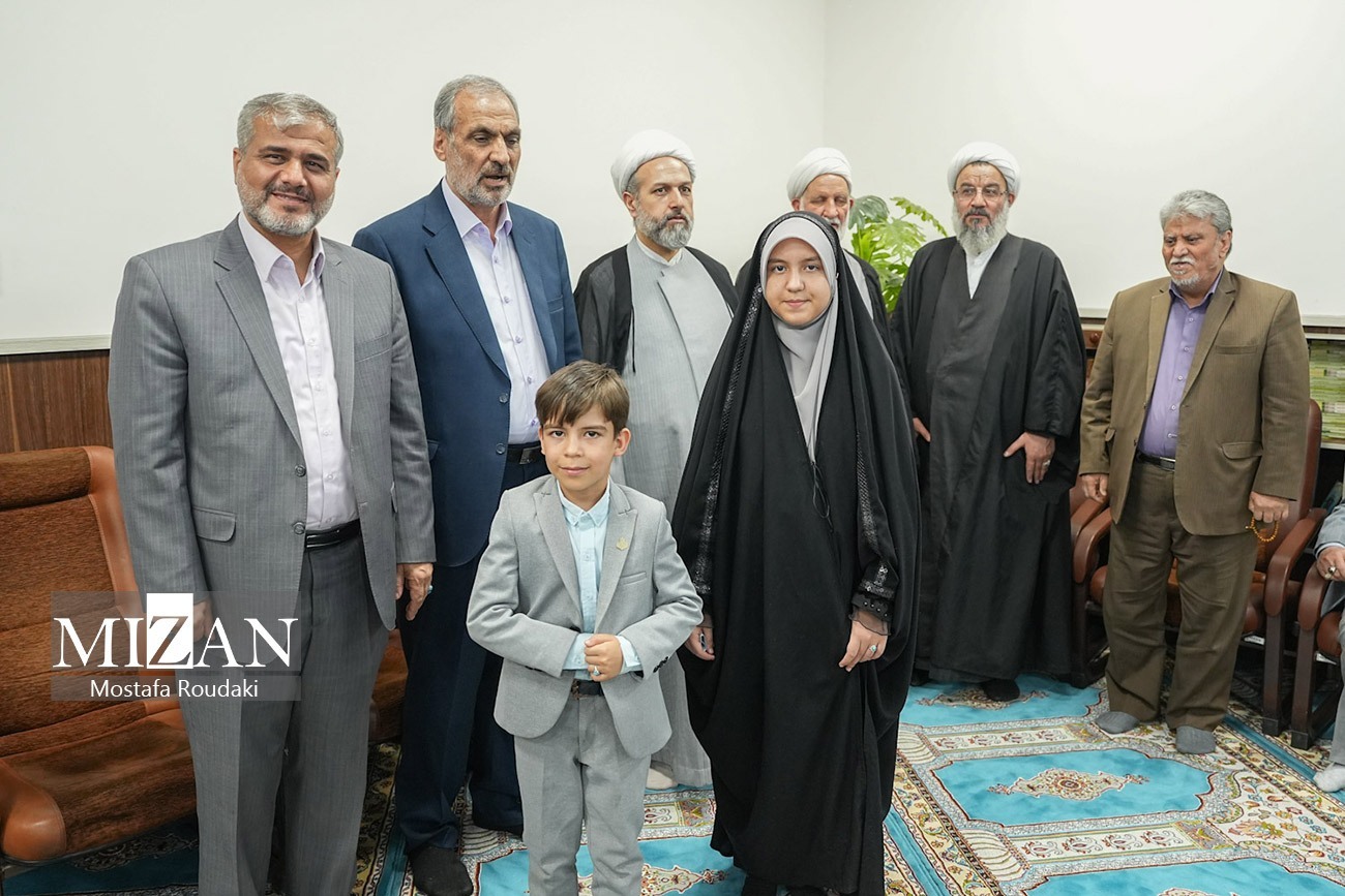 دستگاه قضا به جهت جنس و نوع فعالیت خود بیشترین ارتباط با قرآن کریم را دارد/ فعالسازی اتاق فکر قرآنی برای اولین بار دستگاه قضا به جهت جنس و نوع فعالیت خود بیشترین ارتباط با قرآن کریم را دارد/ فعالسازی اتاق فکر قرآنی برای اولین بار