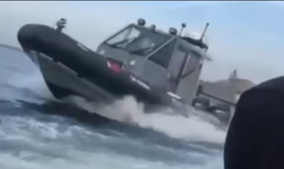 تاکتیکهای تهاجمی فرانسه و انگلیس علیه قایقهای مهاجران تاکتیکهای تهاجمی فرانسه و انگلیس علیه قایقهای مهاجران